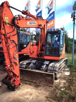 
			
	  		  	DOOSAN DX140LCR-3	  	
	  		  